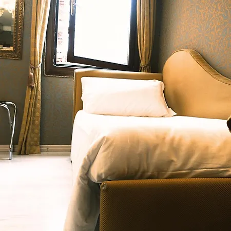 H O T E L S A N G A L L O L 3* Venecia