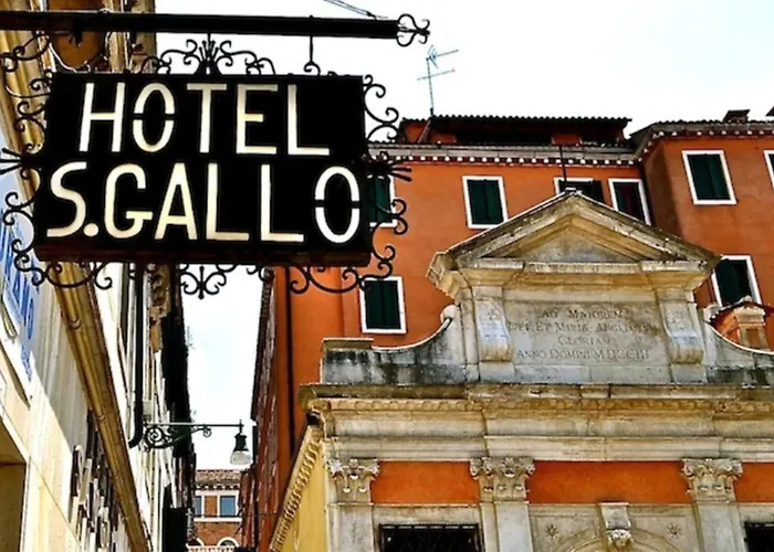 Ll H O T E L S A N G A L L O Ll Hotel Benátky