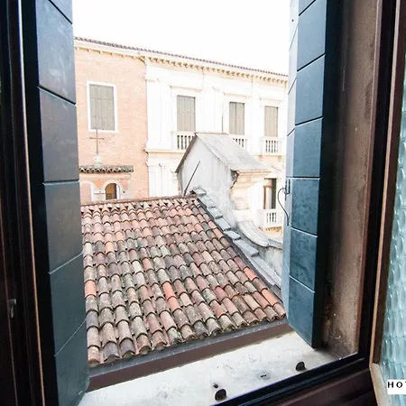 Hotel H O T E L S A N G A L L O L 3*