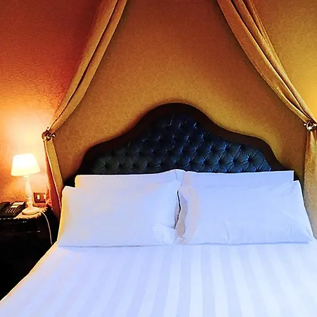 Hotel Ll H O T E L S A N G A L L O Ll 3*