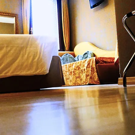 H O T E L S A N G A L L O L 3*