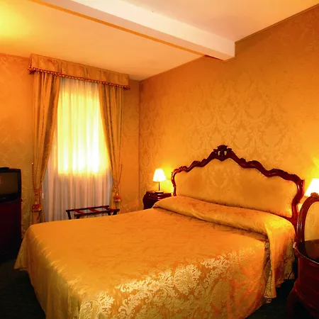 Hotel H O T E L S A N G A L L O L 3*