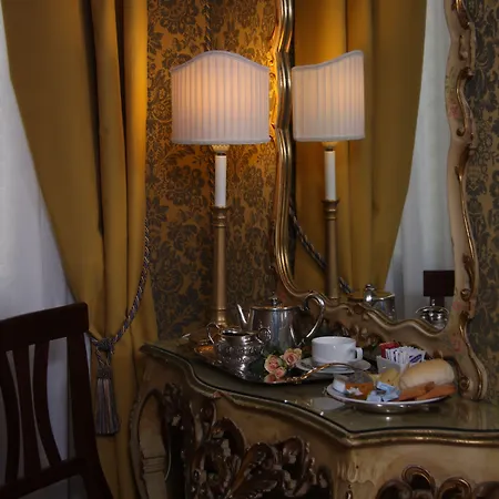 H O T E L S A N G A L L O L Hotel Venedig