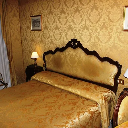 H O T E L S A N G A L L O L Hotel Venedig