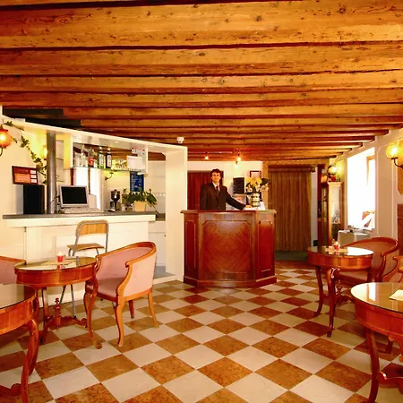 Hotel H O T E L S A N G A L L O L Venedig