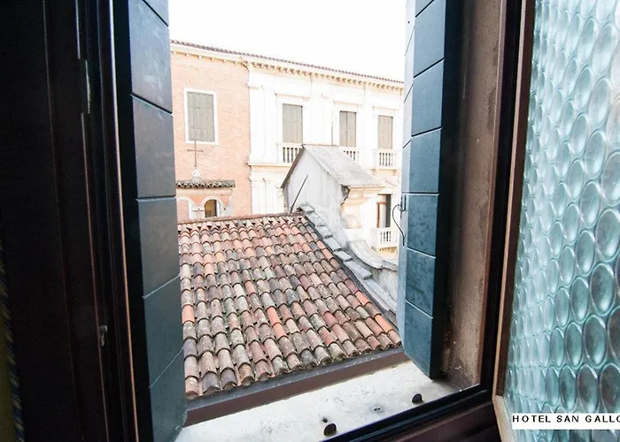 Отель H O T E L S A N G A L L O L 3*