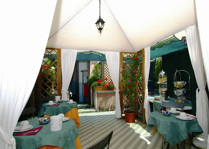 Отель H O T E L S A N G A L L O L 3*