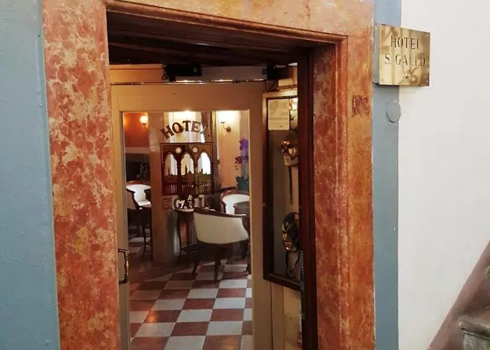 Ll H O T E L S A N G A L L O Ll ホテル