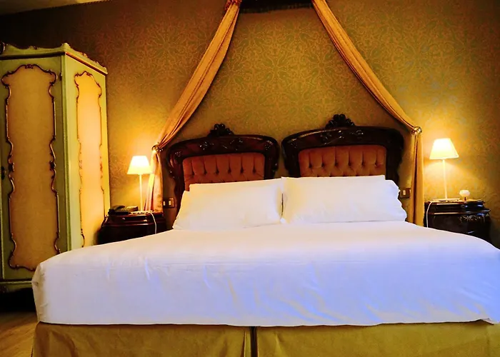 H O T E L S A N G A L L O L Отель 3*