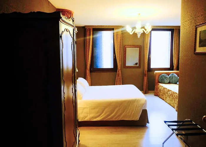 Отель H O T E L S A N G A L L O L Венеция