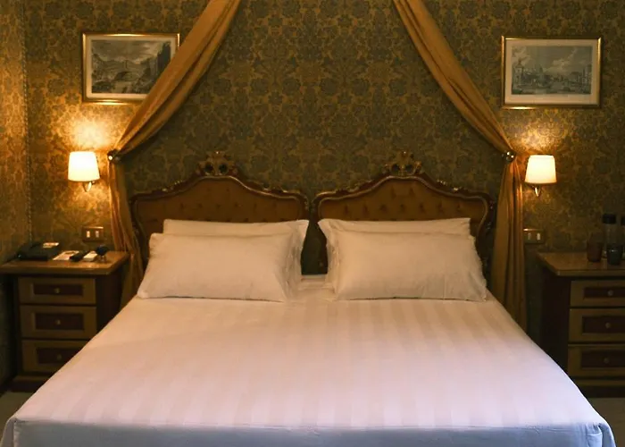 Отель H O T E L S A N G A L L O L 3*