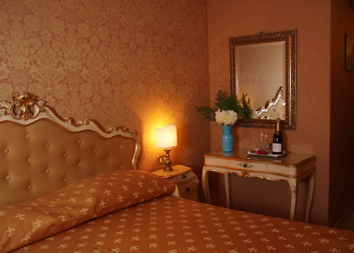 H O T E L S A N G A L L O L Венеция