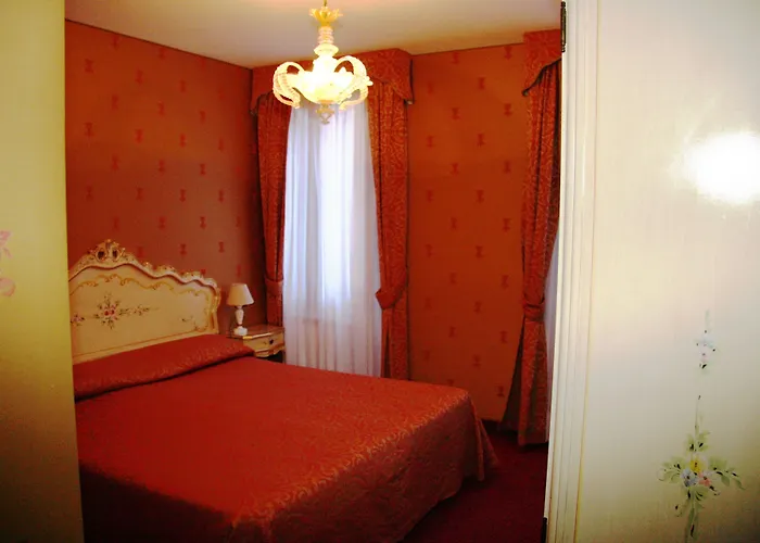 H O T E L S A N G A L L O L