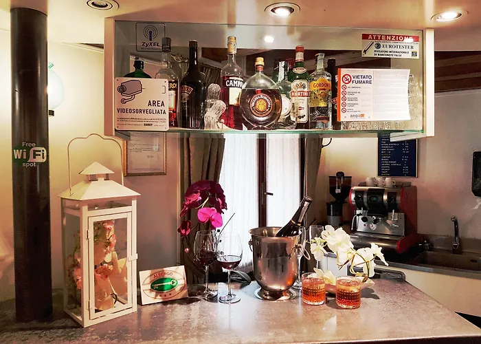 H O T E L S A N G A L L O L 3* Венеция