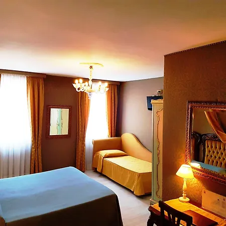 Ll H O T E L S A N G A L L O Ll Hotel 3*