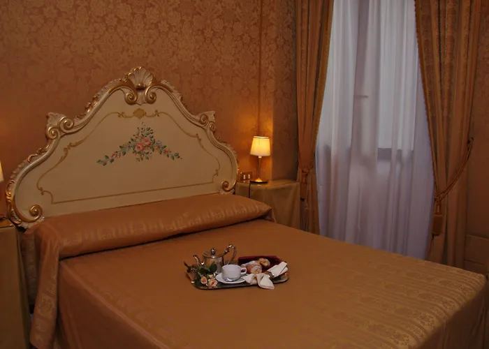 Hotel H O T E L S A N G A L L O L 3*